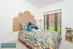 Bedroom- click for photo gallery